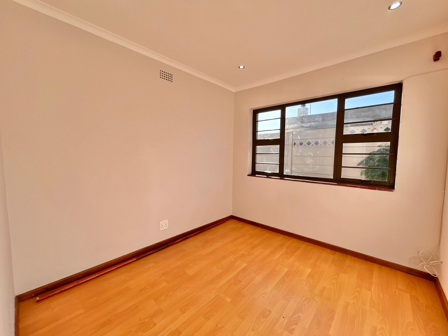 To Let 3 Bedroom Property for Rent in Ottery Western Cape